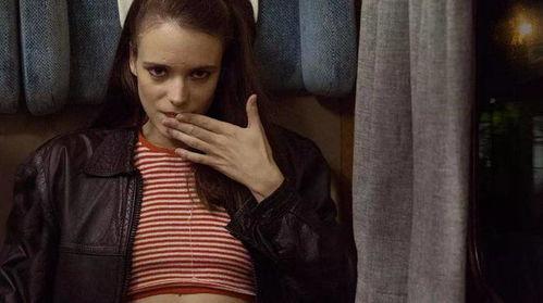 电影女性瘾者完整版在线观看,一场关于自由与束缚的视觉盛宴