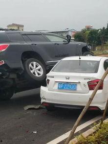 河源爆料车祸最新消息,悲剧现场，伤亡情况公布