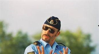 条子骇客电影在线观看,网络世界的生死较量