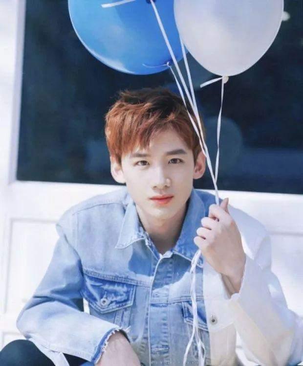 瓜姐爆料白敬亭视频在线观看,白敬亭私密视频在线观看，独家爆料引热议