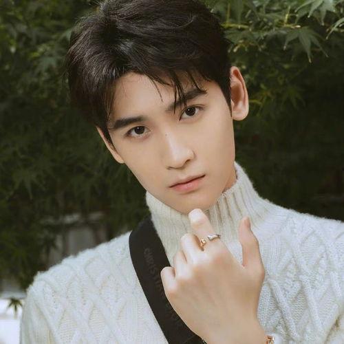 八卦爆料杨紫罗云熙视频,杨紫罗云熙神秘视频幕后真相曝光