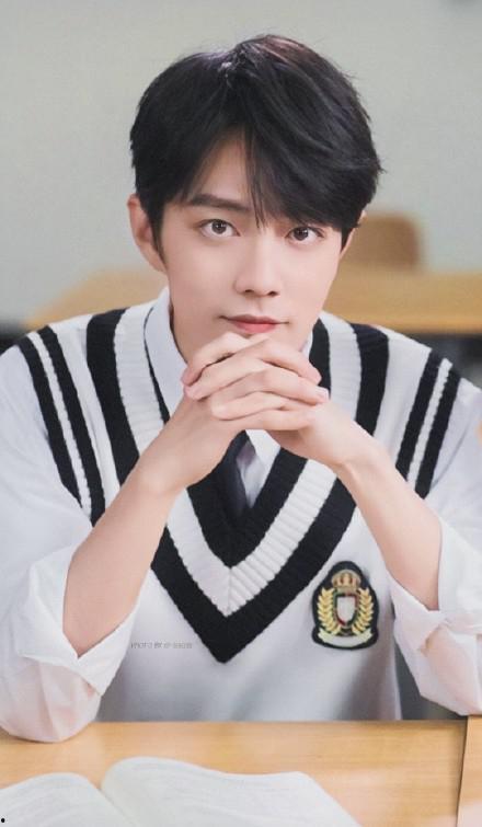 肖战私下爆料视频合集下载,揭秘明星真实一面