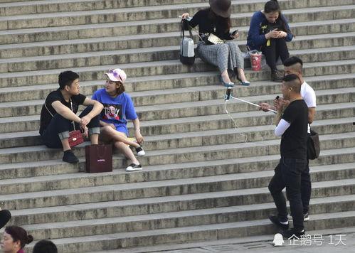 西安男子跑步爆料视频,视频曝光引网友热议