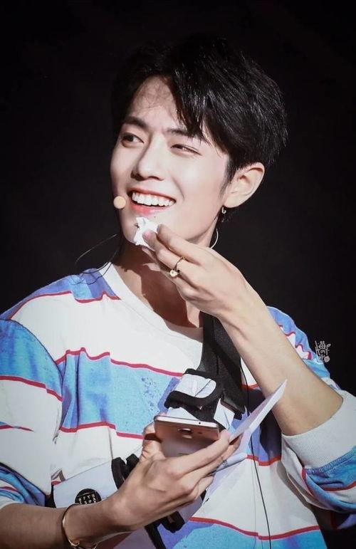 肖战感情爆料视频大全下载,揭秘明星私生活背后的真相