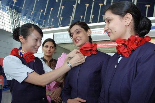 印度空姐爆料事件视频,航班服务背后不为人知的真相