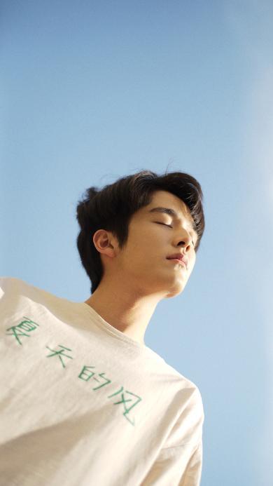 小娱乐爱爆料的男明星,揭秘娱乐圈当红男星背后的故事