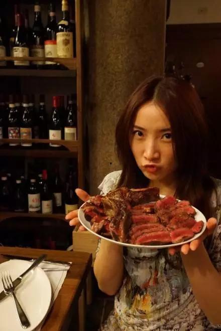 莫小姐爆料吃饭视频大全,明星聚餐幕后花絮大盘点