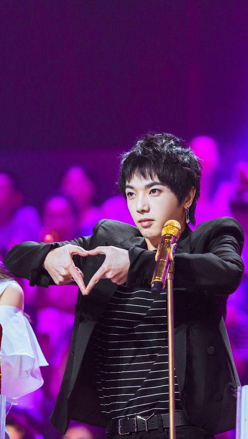 娱乐圈爆料君华晨宇,娱乐圈爆料君揭秘歌手背后的故事