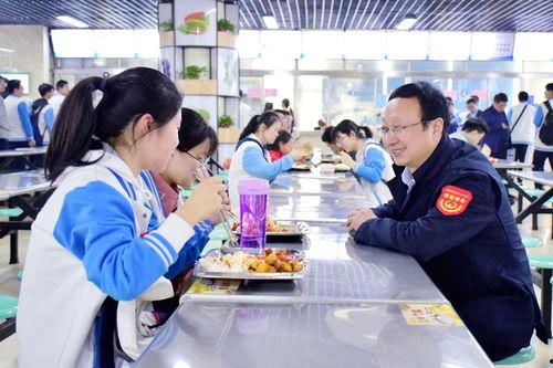中学食堂爆料案例视频播放,揭秘校园食堂食品安全问题