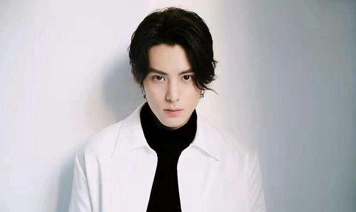 王鹤棣爆料女生视频,引发网友热议