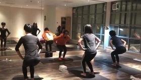 瑜伽教练爆料视频大全集,揭秘瑜伽视频大全集背后的真实故事