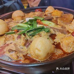 路边摊牛杂爆料视频真实,一探路边摊美食背后的真实故事