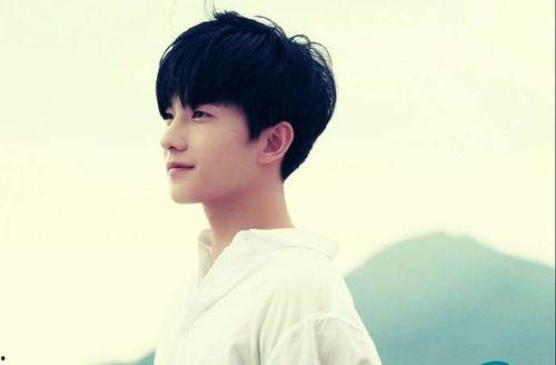 杨洋爆料视频大全完整版,揭秘明星幕后故事与真实一面